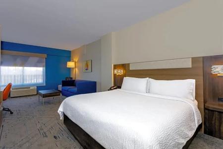 Holiday Inn Express North Telecom Park, An Ihg - 74