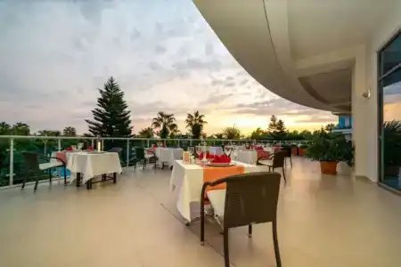 Commodore Elite Suites & Spa Ultra All Inclusive - 14