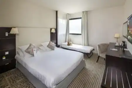 Best Western Plus hôTel De l'Arbois - 62