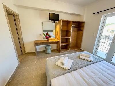 Athina - 49