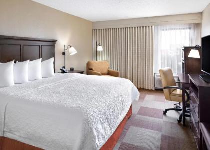 Hampton Inn Dallas-Irving-Las Colinas - 40