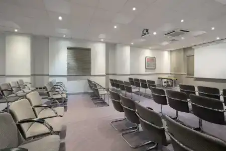 Jurys Inn Glasgow - 12