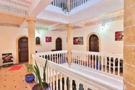 Riad Nakhla - 17