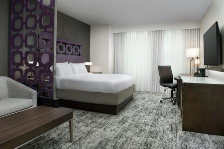 Courtyard by Marriott San Diego Downtown - 32