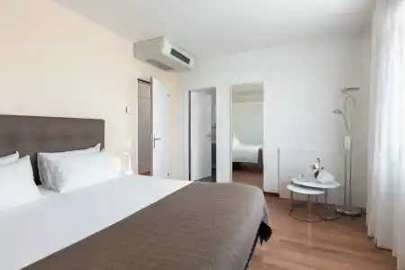 ibis Locarno - 121