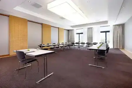 ParkStuttgart Messe-Airport - 11
