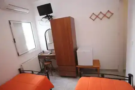 Afroditi - 19