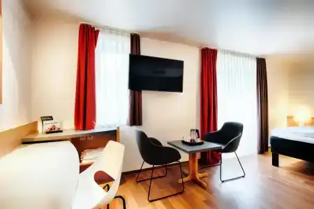 ibis Aachen Hauptbahnhof - 57