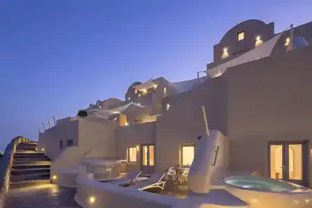 Skyfall Suites - Adults Only - 11