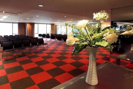 St Moritz - MGallery by Sofitel - 18