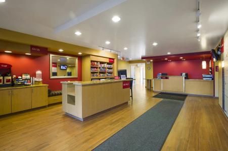 TownePlace Suites by Marriott Kansas City - 9