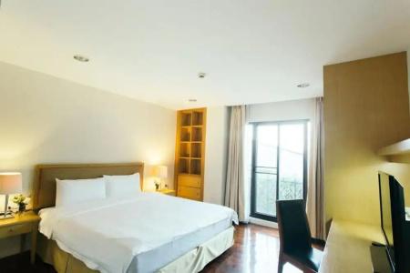 Thomson Residence - 219