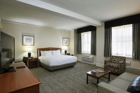 Hilton Netherland Plaza - 2