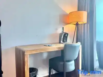 My Parkhotel - 86