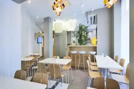 Kyriad Paris 18 - Porte de Clignancourt - Montmartre - 20