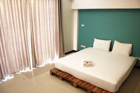 Sea Host Inn - 104