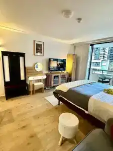 West End Central - 60