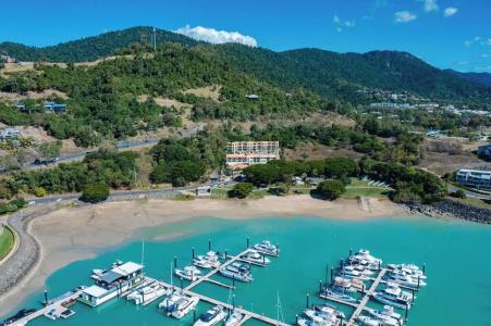 Shingley Beach - Whitsundays - 40