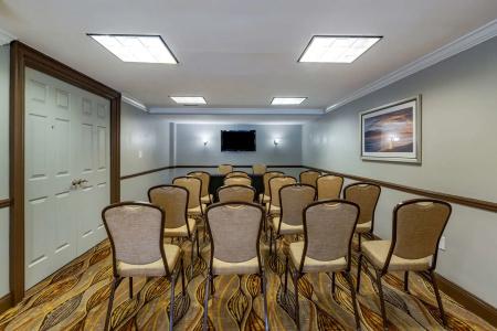 Best Western Palm Beach Lakes - 22
