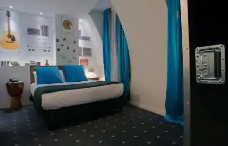 Hôtel du Triangle d'Or - 59