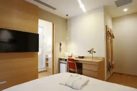 Red Roof Inn & Suites Osaka Namba Nipponbashi - 10