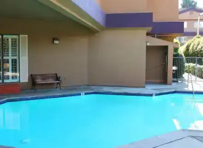 Governors Inn - 12