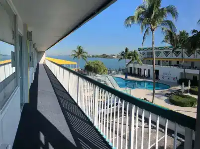 Best Western On The Bay Inn & Marina - 17