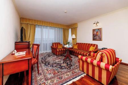 Savoy - 186