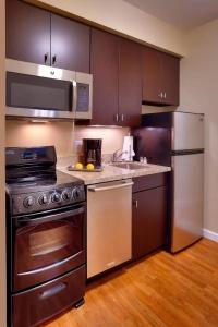 TownePlace Suites by Marriott - 25