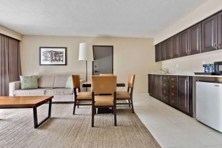 DoubleTree by Hilton - The Yarrow - 47