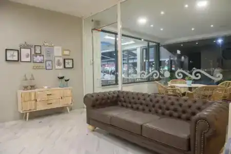Aqua Beachfront Elegant - 1