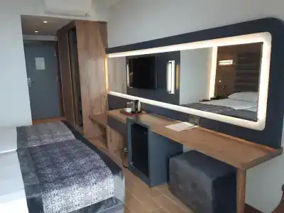 Riviera Zen - 4