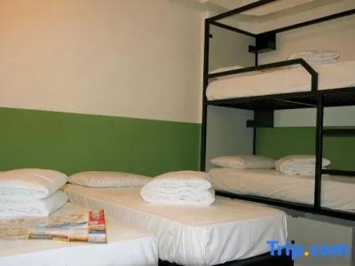 lo Hostel - 28