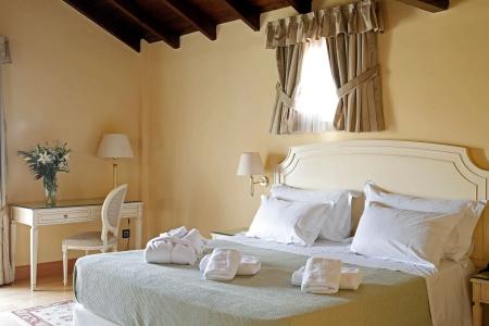 Siora Vittoria Boutique - 104