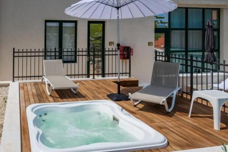 Brown Beach House & Spa - 75