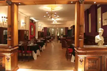 Club Frances - 21