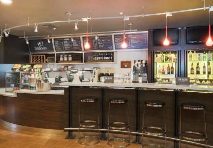 Courtyard by Marriott - 21