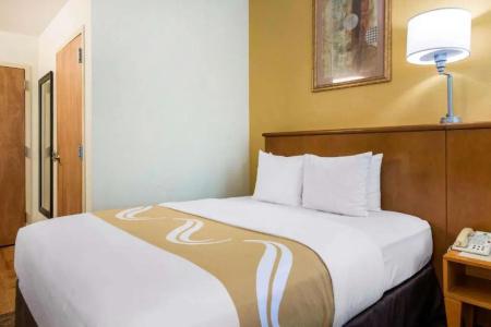 Quality Inn & Suites Near the Theme Parks - 37