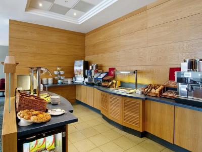 Holiday Inn Express Antwerpen City North, An Ihg - 9