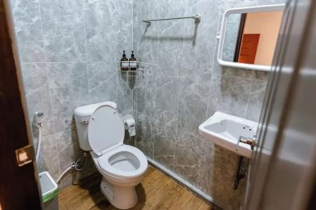 Diff Hostel - 112
