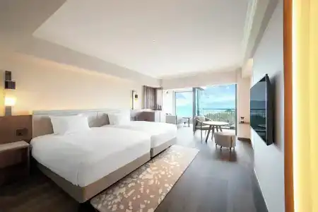 Okinawa Marriott Resort & Spa - 33
