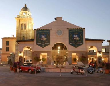 Universal's Loews Portofino Bay - 19
