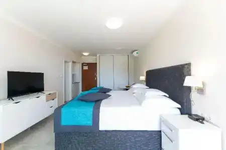 The Residence - 272