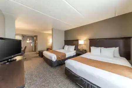 Comfort Suites Austin Airport - 42