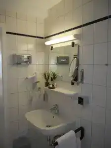 & Gästehaus Seehof - 44