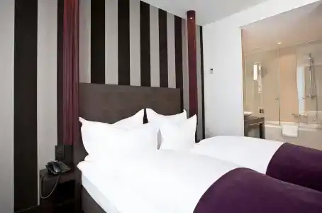 Goodman's Living - 12