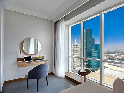 Fairmont Dubai - 75