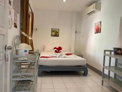 Deng's kamala beach Guesthouse - 31