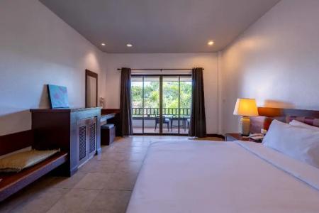 Rose Bay Resort - 71