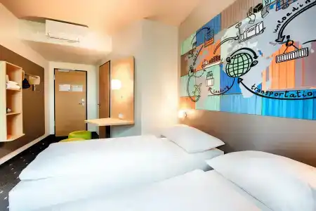 B&B Stuttgart-Neckarhafen - 5